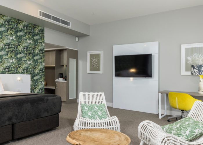 Executive-Luxury-Suite-2-960x580