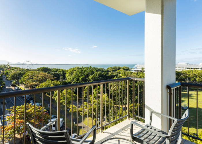 Superior-King-Balcony-Suite-Balcony-960x580 (1)